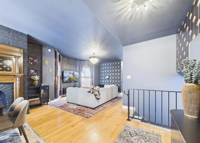 Wrigley Luxe 3br Free Parking * Chicago