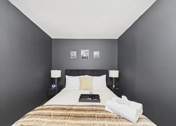 Wrigley Luxe 3br Free Parking Apartamento *