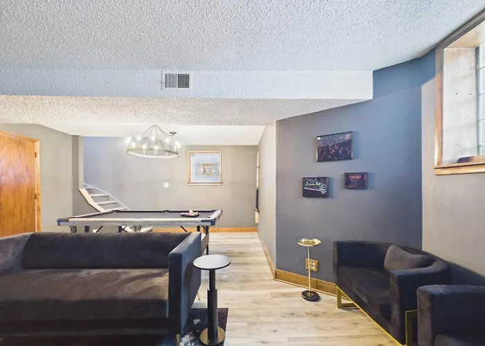 Wrigley Luxe 3br Free Parking Chicago