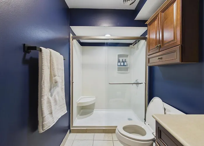 Wrigley Luxe 3br Free Parking *